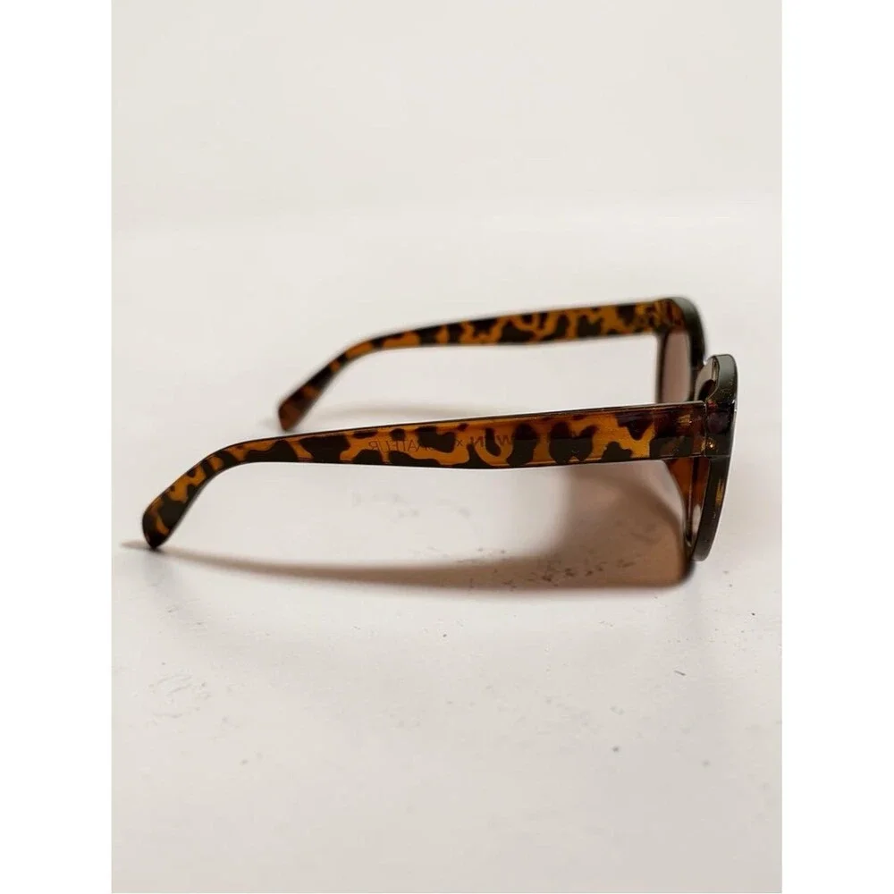 NEW Saint Owen X Curateur WYLDE Tortoise Shell Sunglasses with Faux Leather Case